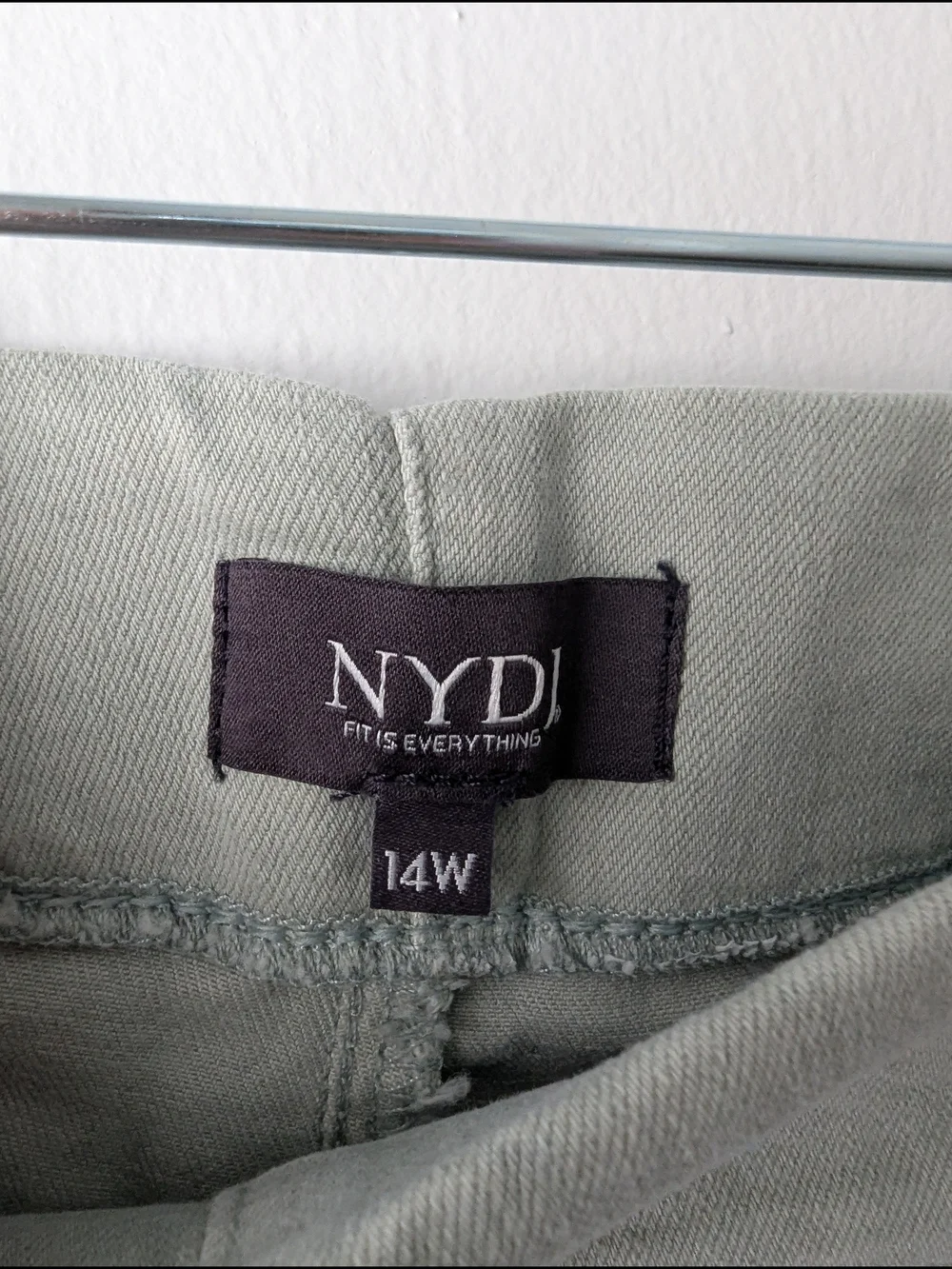 NYDJ modern pull